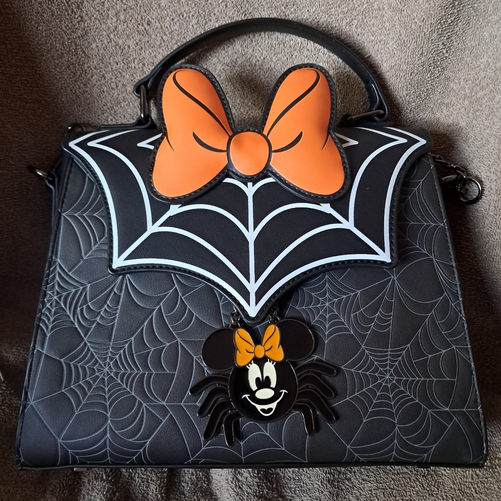 Minnie Spider Dangle Bag